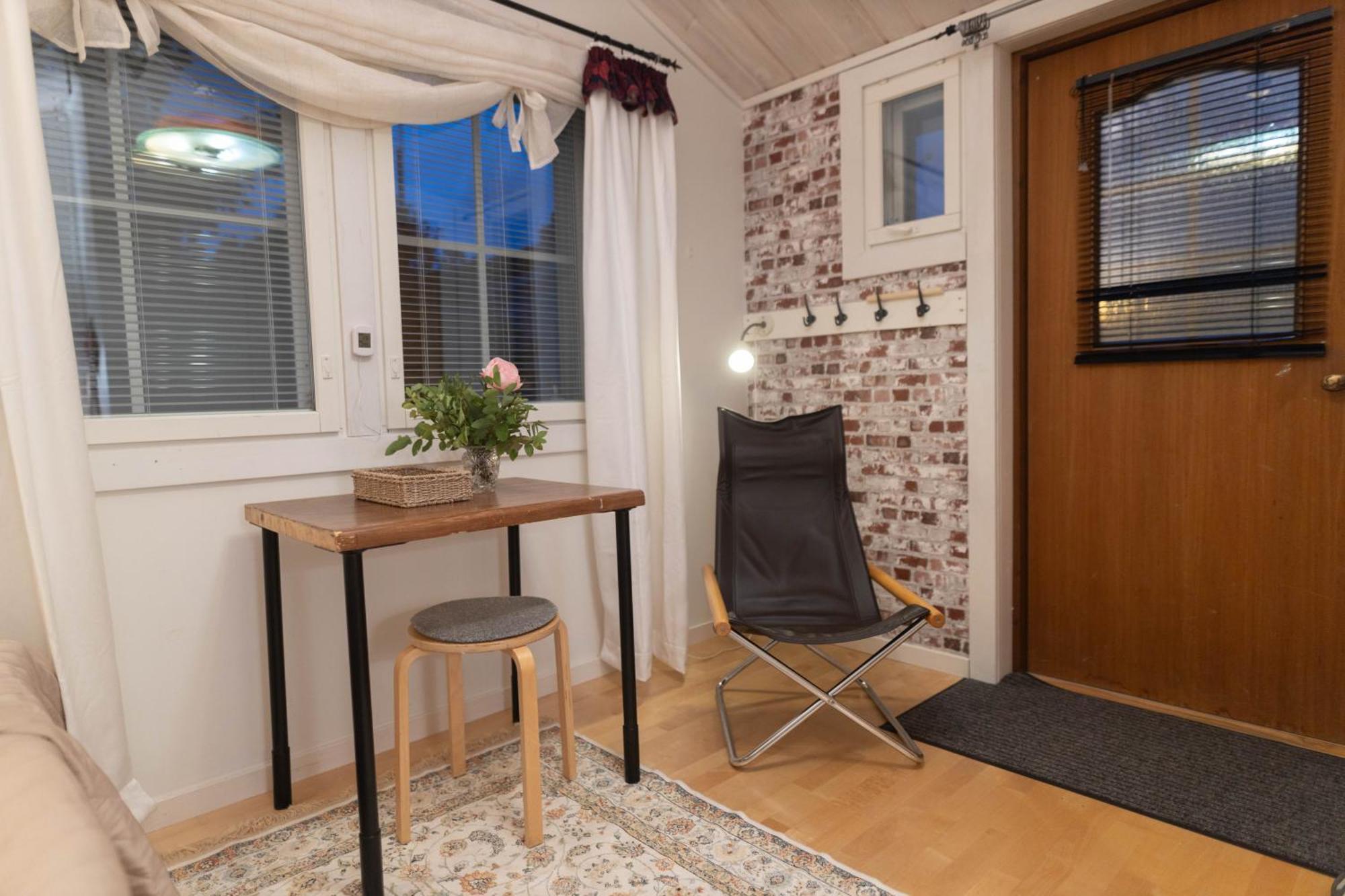 Aaria Bed And Breakfast 로바니에미 외부 사진